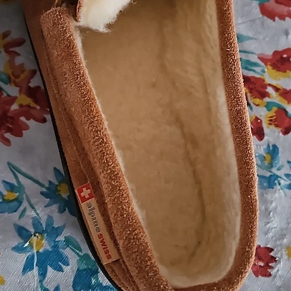 Moccasins Women's Size 9 Brown - Picture 3 of 3